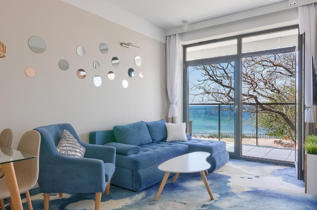 אוסטרוני מורסקי Apartament Z Widokiem Na Morze - Nadmorski Luksus Apartamenty מראה חיצוני תמונה